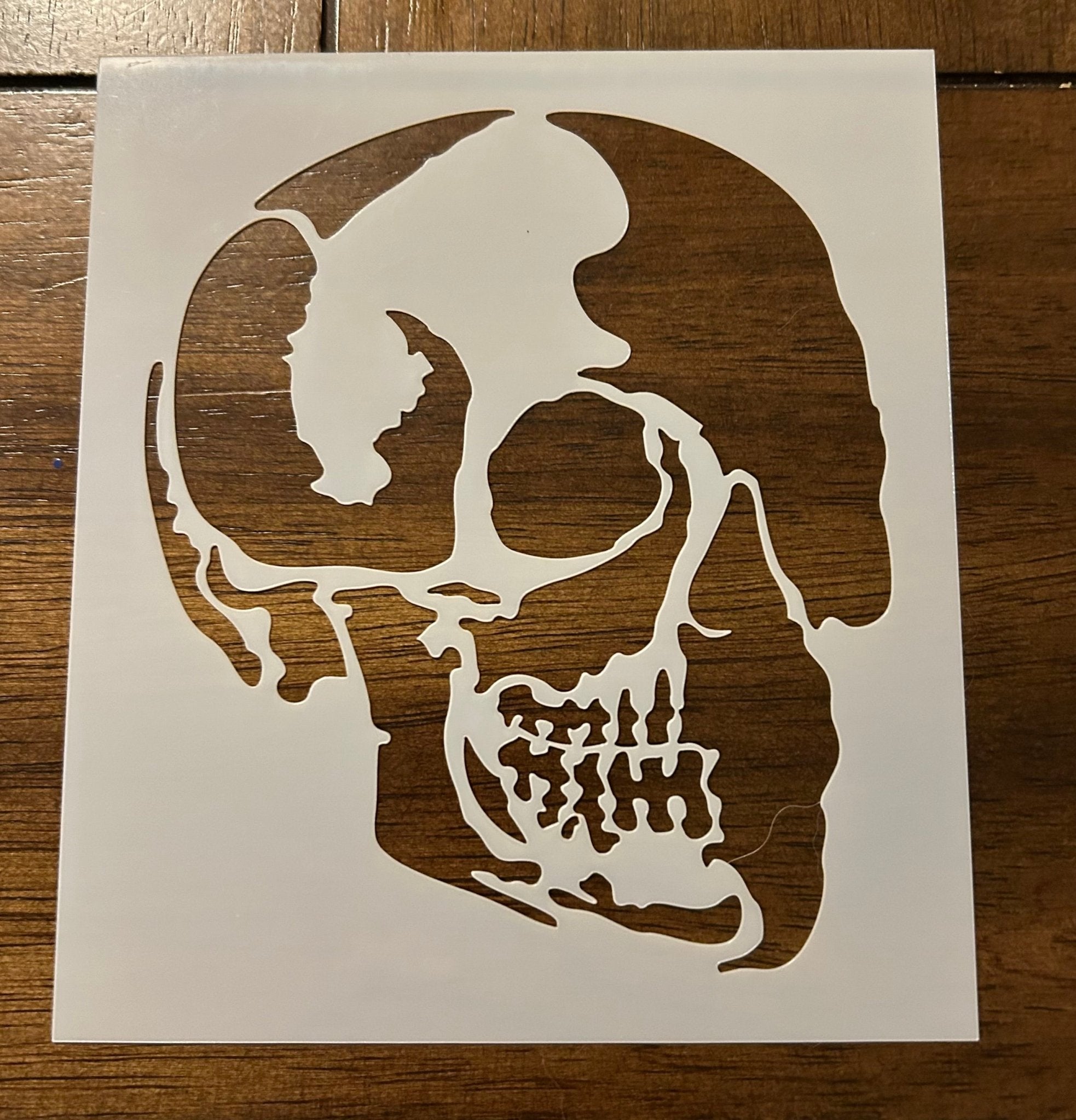 Skull stencil